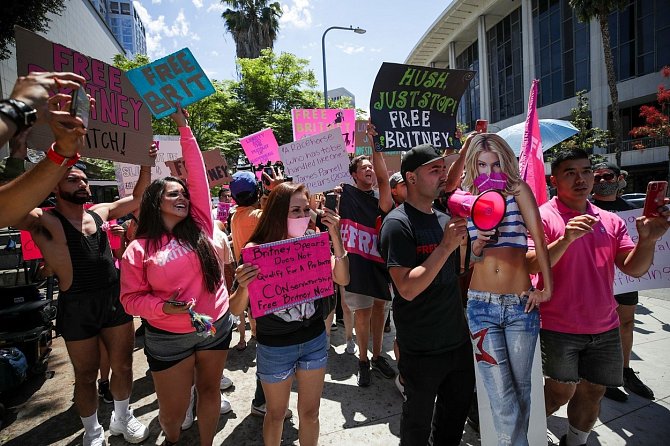 Protesty za svobodu pro Britney Spears