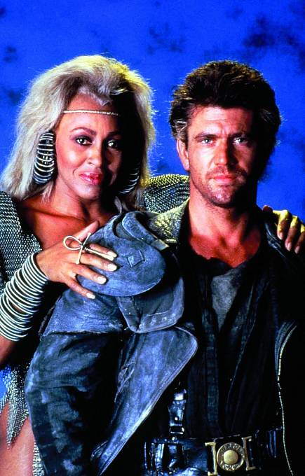 S Melem Gibsonem ve sci-fi Šílený Max a Dóm hromu (1985). 