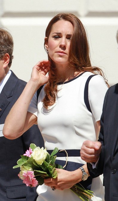 Kate Middleton má tajný trik, jak pod oblečením skrýt spodní prádlo.