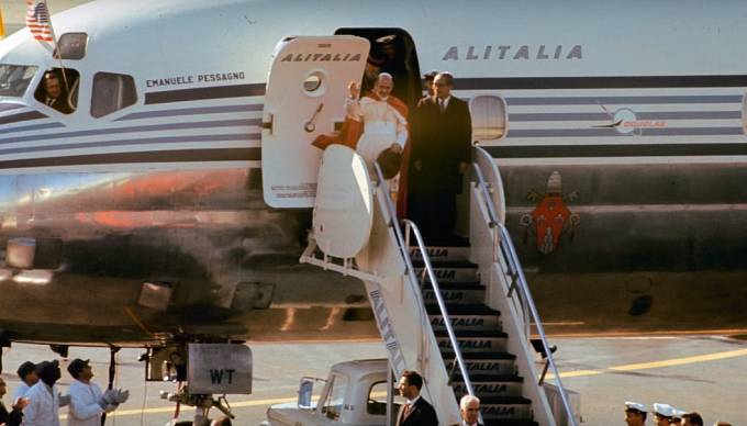 Papež Pavel VI. na návštěvě v Americe v roce 1965. Byl první papež, který navštívil USA.