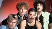 Skupina Queen v 80. letech. Zleva: Roger Taylor, John Deacon, Freddie Mercury a Brian May.  