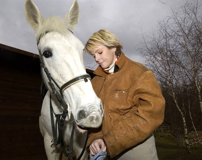 Iveta Bartošová uměla fanoušky zaujmout i svou křehkou duší.