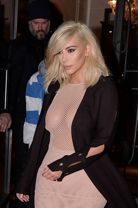 Tak jak se vám Kim Kardashian jako blondýna líbí?