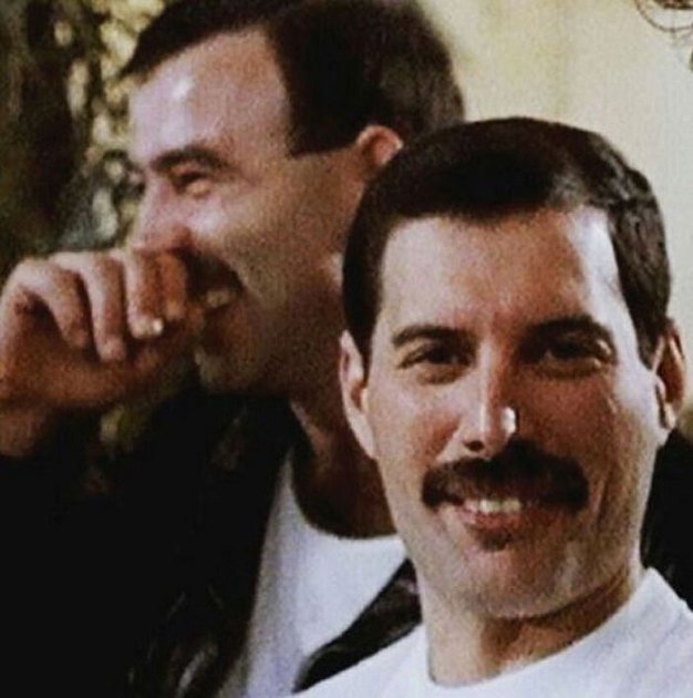 Obrovské obavy Freddieho Mercuryho: "Na zuby mi nesahejte, nebo..." - Šíp