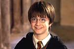 Takhle začínal Daniel Radcliffe jako mladičký kouzelník Harry Potter...