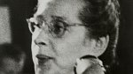 Svým nezapomenutelným hlasem namluvila i poslední dopis významné demokratické političky Milady Horákové, kterou komunisté v roce 1950 po vykonstruovaném procesu popravili.
