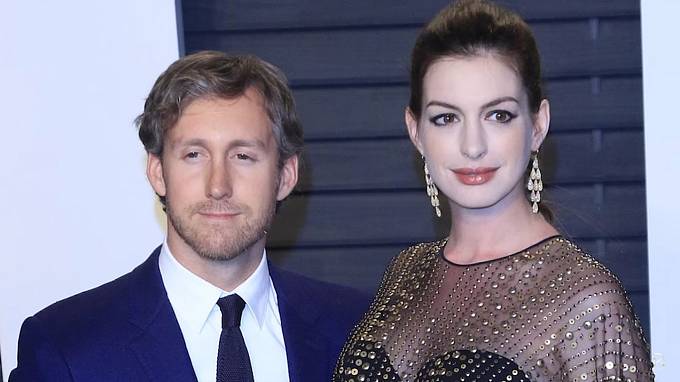 Anne Hathaway a Adam Shulman