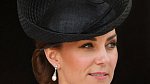 Kate Middleton se opět chopila urovnávání narušených vztahů v rodině.