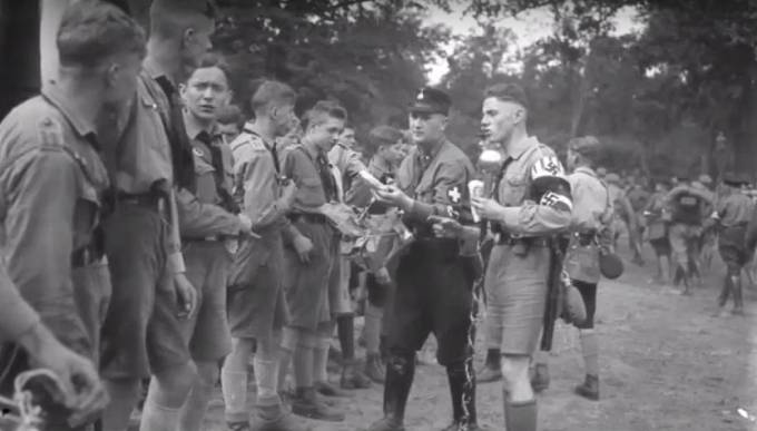 Hitlerjugend jezdili velice často na tábory, kde se zdokonalovali v již naučeném.