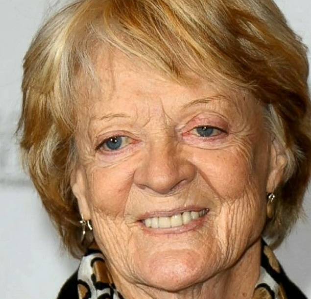 Učitelku přeměňování hrála Maggie Smith.