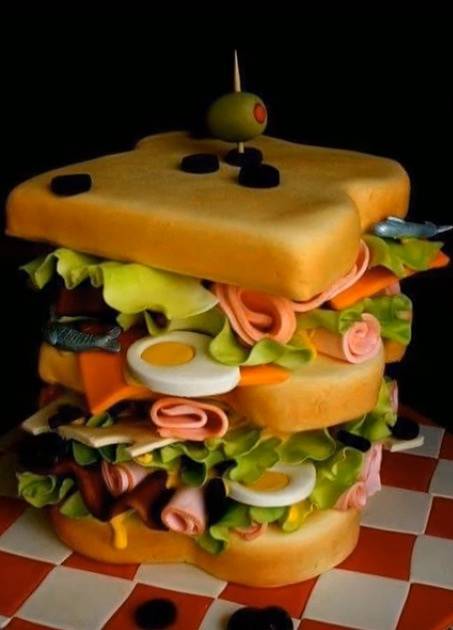 Velký sandwich, tedy velký dort... velký dortový sandwich.