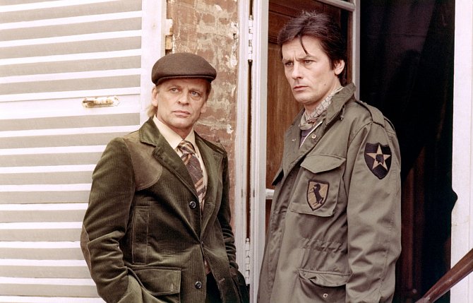 Zlý a hodný muž evropského filmu. Klaus s Alainem Delonem v krimi Smrt darebáka (1977).