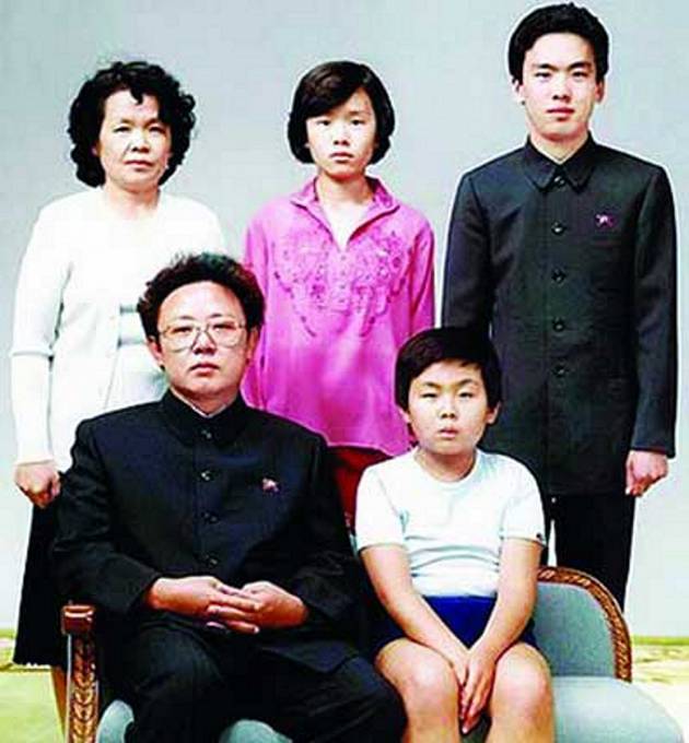 Kim Jong-un na rodinné fotce
