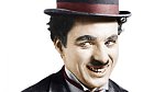 Mezi Čejkovy mistrovské kousky patřilo i imitování Charlieho Chaplina.