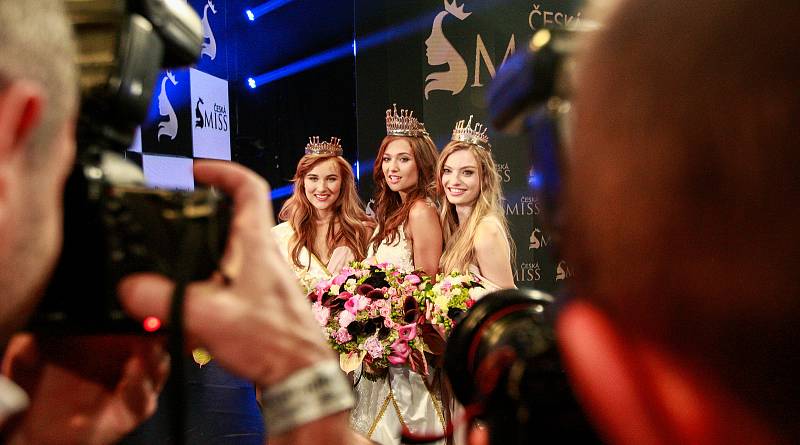 Vyhlášení české Miss 2018 v Gongu.Vítězky České Miss - zleva druhá Jana Šišková, první Lea Šteflíčková, a třetí Tereza Křivánková