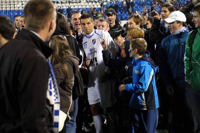 Milan Baroš v Baníku Ostrava během oslav v roce 2012.