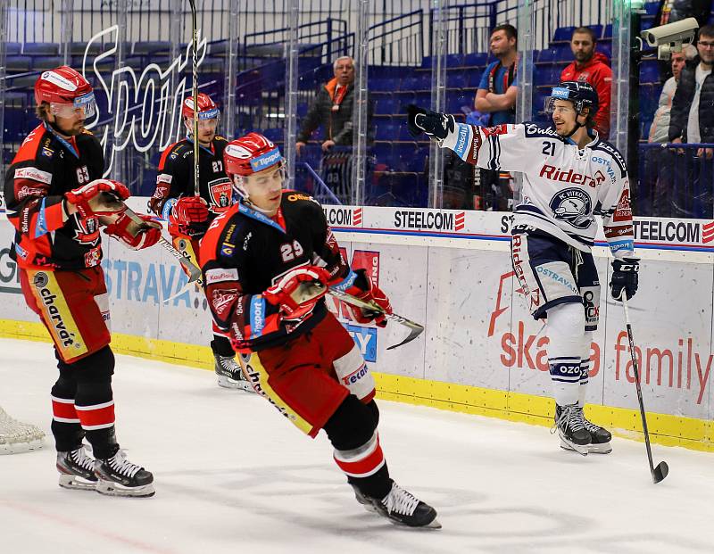 Utkání 39. kola hokejové extraligy: HC Vítkovice Ridera - Mountfield Hradec Králové, 24. ledna 2020 v Ostravě. Na snímku (vpravo) Alexandre Mallet.