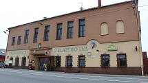 Restaurace U Zlatého lva je nejstarší hospodou v Ostravě. Předloni měla 750 let.