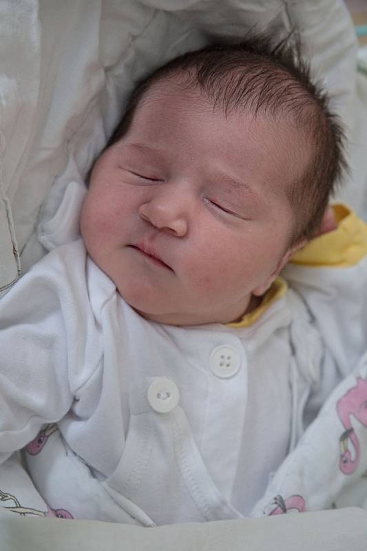 Amalie Mačeková, Orlová, narozena 21. dubna 2022 v Karviné, míra 52 cm, váha 3900 g. Foto: Marek Běhan