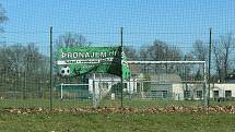 Fotbalové hřiště v Martinově.