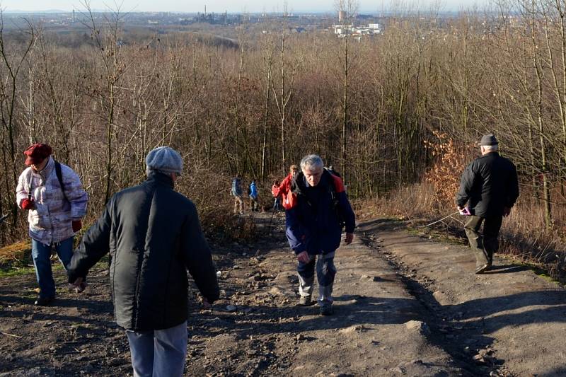 Na haldu Emu si na Nový rok vyšláplo 1065 turistů.