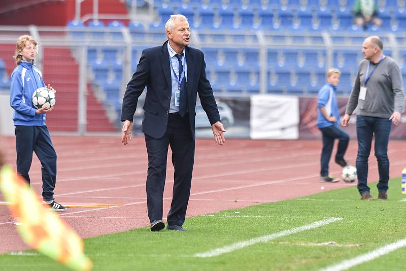 Utkání 28. kola druhé fotbalové ligy (Fortuna národní liga): Baník Ostrava vs. Baník Sokolov, 13. května v Ostravě. Vlastimil Petržela.