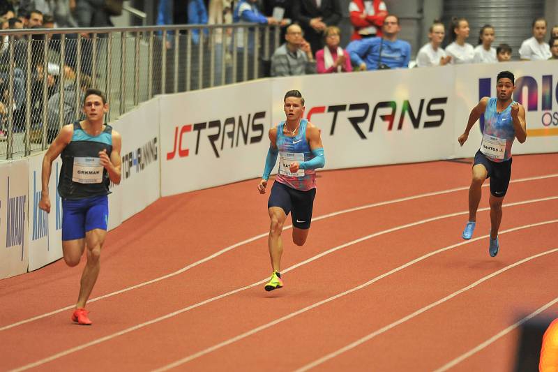 Mezinárodní halový atletický mítink EEA Czech Indoor Gala 25. ledna 2018 v Ostravě. (střed) Maslák.