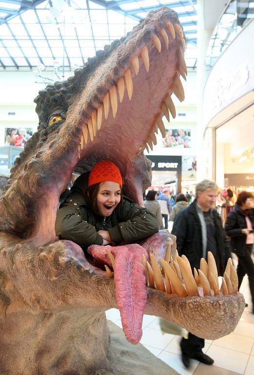 Dinosauři v Shopping parku