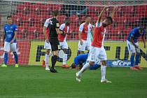 Fotbalisté Baníku Ostrava v pražském Edenu znovu neuspěli. V neděli večer tam utrpěli debakl 0:4.