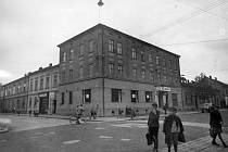 Kavárna Louvre, Vítkovice, 1932