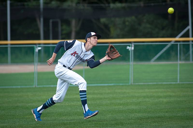 Arrows Fest 2018 v Ostravě-Porubě nabídl exhibiční zápas hokejistů Vítkovic, baseballistů Arrows Ostrava a amerických fotbalistů Steelers Ostrava.