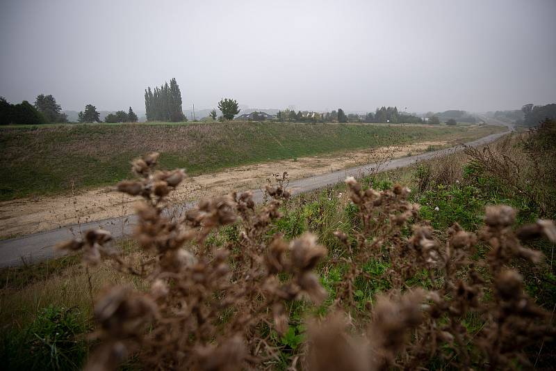 Nedostavěná část prodloužené Rudné ulice v Ostravě, září 2019