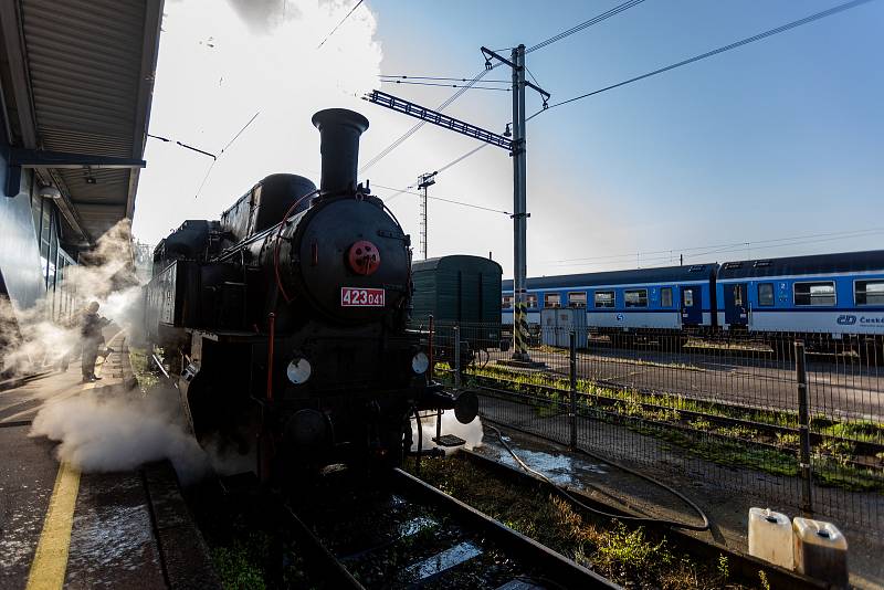 U příležitosti výročí 150 let trati Ostrava – Frýdlant nad Ostravicí se v neděli 26. září 2021 mohli cestující svézt parním vlakem. V čele vlaku jela  parní lokomotiva Velký bejček z roku 1924.