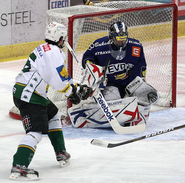 Snímky z utkání HC Vítkovice Steel vs. Karlovy Vary.