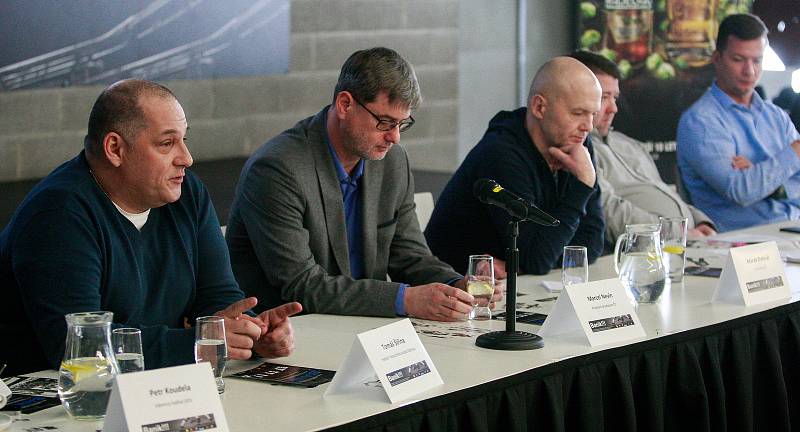 Tisková konference k dokumentu České televize o ostravském fotbalovém klubu Baník Ostrava.