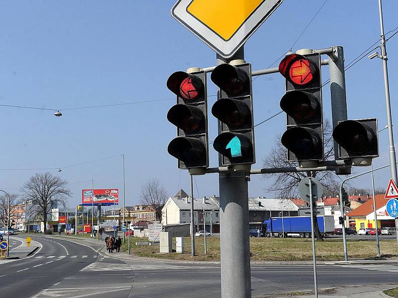 Semafor s LED diodami na křižovatce v Ostravě-Vítkovicích.