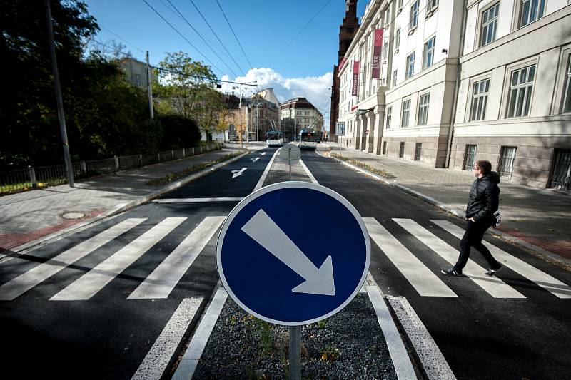 Ulice Českobratrská těsně před otevřením po velké rekonstrukci, 30. října 2017 v Ostravě.