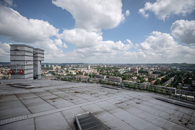 Výhled na Ostravu z nejvýše položeného bodu v krajské metropoli.