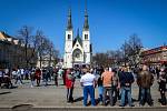 Centrum ostravského Přívozu se v sobotu 7. dubna 2018 ocitlo v obležení tisíců Romů. Ti zde letos vůbec poprvé měli možnost slavit svůj mezinárodní den.