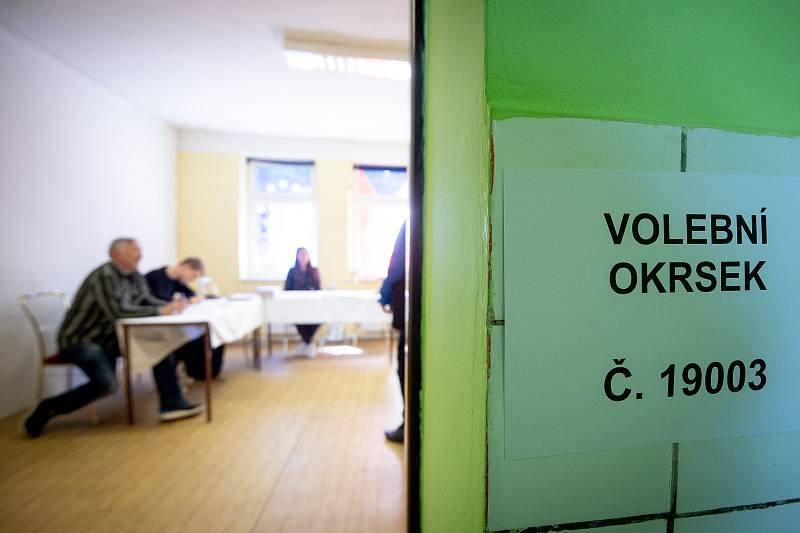 Volby do Evropského parlamentu, volební okrsek 19003, 24. května 2019 v Ostravě.