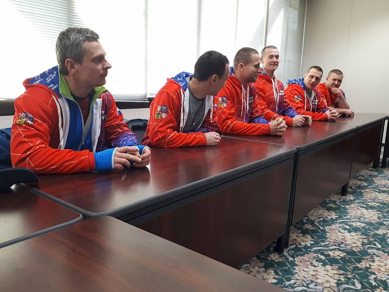 Sedmičlenný český národní tým sportovců v disciplínách TFA, v němž byli hned dva zástupci HZS Moravskoslezského kraje, byl v závěru roku 2017 pozván do Japonska k natáčení sportovního klání s kvalitním výběrem zdejších hasičů.