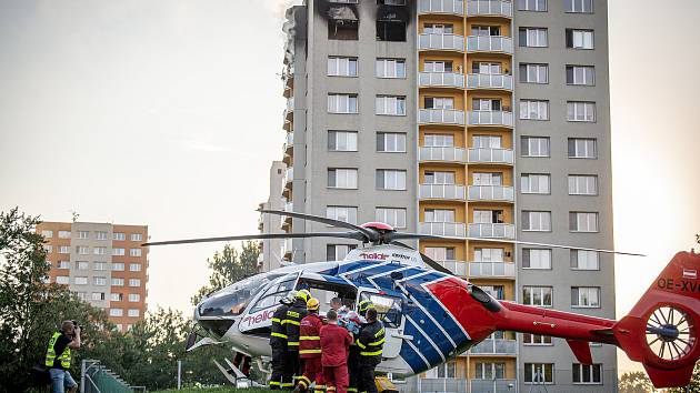 Zásah záchranářů u požáru v Bohumíně, 8. srpna 2020.