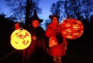 Halloweenský lampionový průvod v ZOO v Ostravě. Ilustrační foto