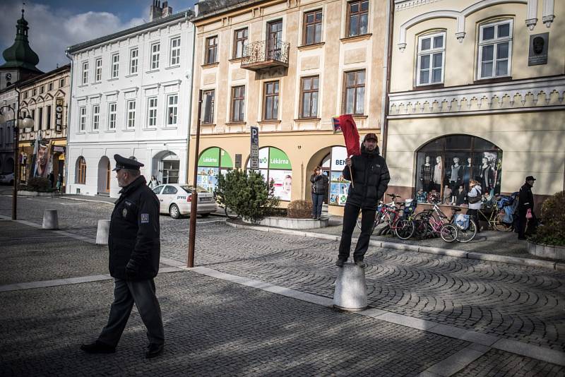 Třetí a poslední den návštěvy Moravskoslezského kraje prezident republiky Miloš Zeman zakončil ve Frenštátě pod Radhoštěm.