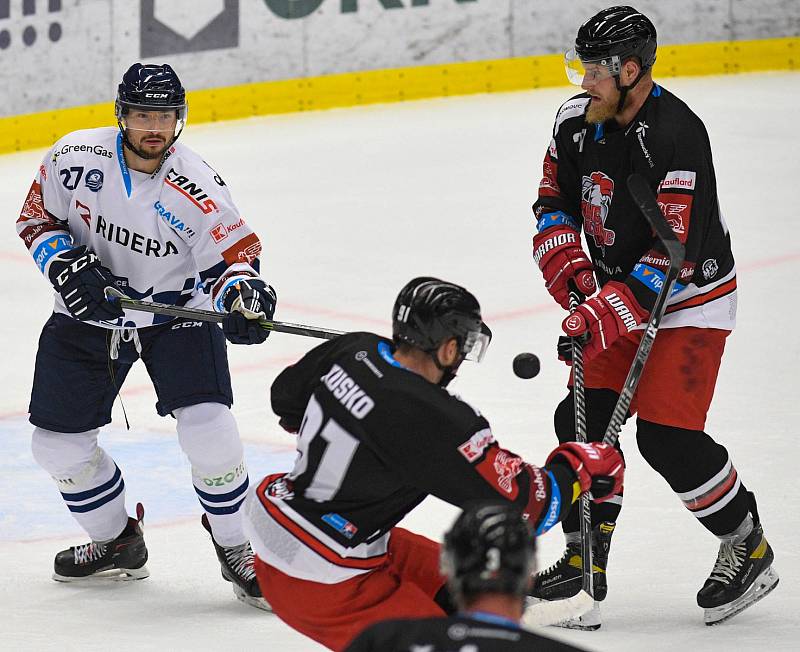 Přípravný hokejový zápas Vítkovice - Olomouc 11. 8. 2022 v Ostravě. Foto: Petr Kotala