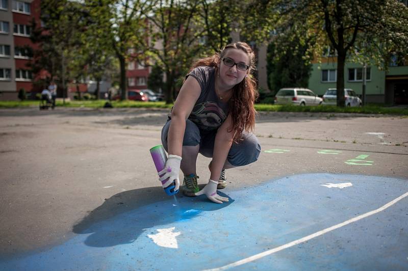 Tereza Vašnovská na „svém" hřišti U Dvoru v Ostravě-Mariánských Horách. 