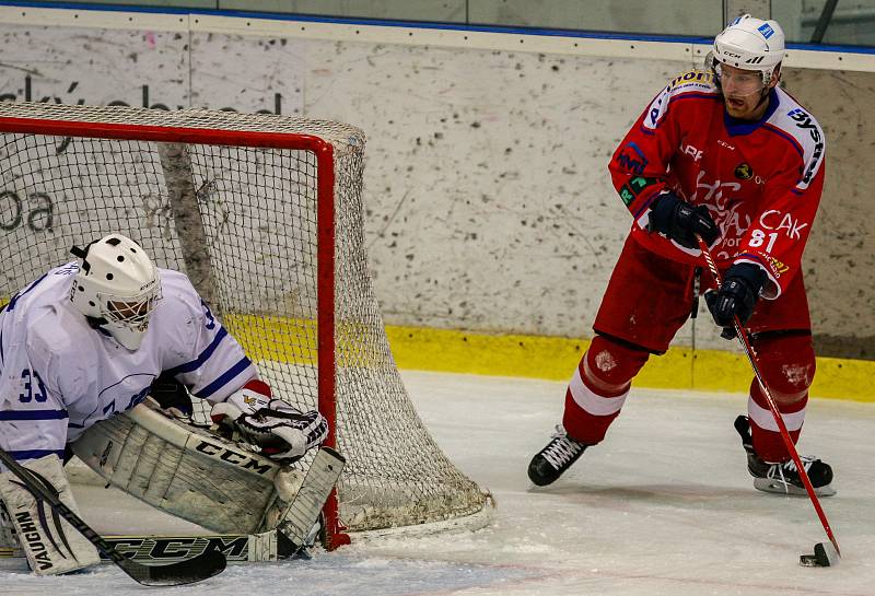 Nedělní 5. zápas čtvrtfinále play-off: HC RT Torrax Poruba - HK Nový Jičín