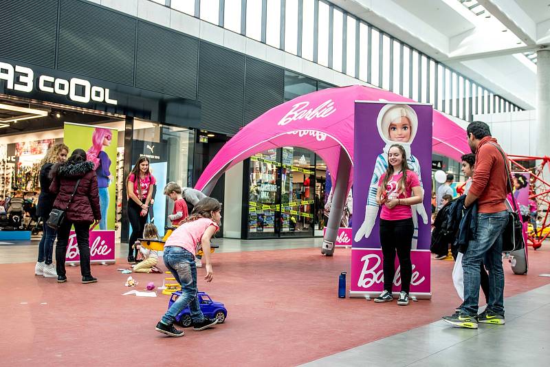 Oslava 60 let Barbie, obchodní centrum Nová Karolina, 9.březen 2019 v Ostravě.