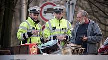 Policejní akce Speed marathon (měření rychlosti) v městské části Vřesina, 3. dubna 2019 v Ostravě.