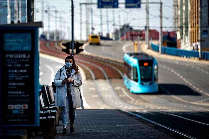 Snímek z období, kdy svět zasáhla pandemie koronaviru. 19. března 2020, Ostrava.